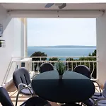 In 42954 Διαμέρισμα *