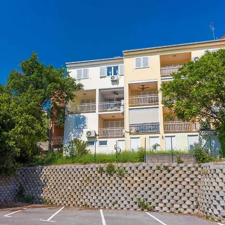 In 42954 * セルツェ