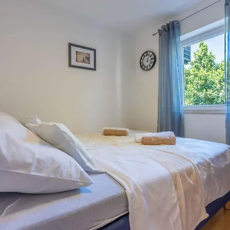 Apartment In 42954