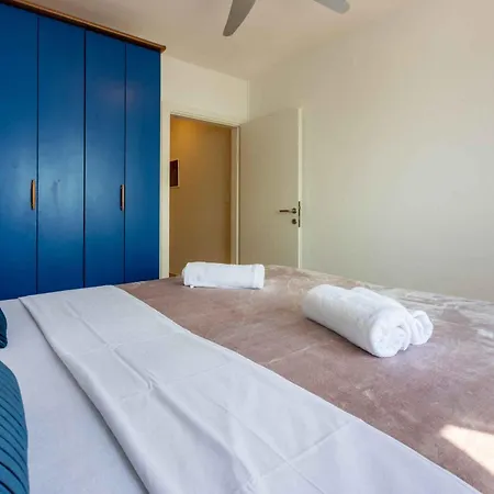 Apartment In 42954